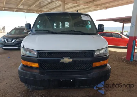 2019 Chevrolet Express 2500 Work Van from USA, damaged, VIN 1GCWGAFP8K1164089